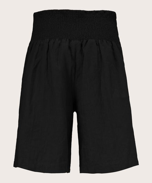 MaPinja Shorts in Black