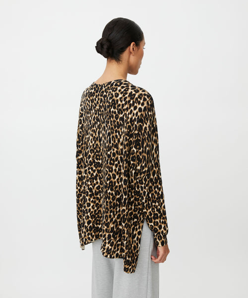 MaFeluci Top in Leopard Print