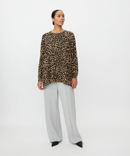 MaFeluci Top in Leopard Print