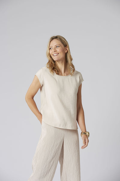 Short Sleeve  Shell Top in Pebble