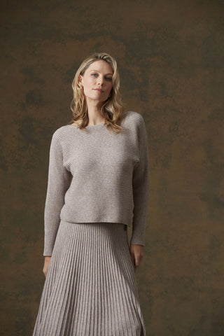 Ribbed Sweaterin Taupe