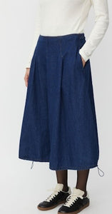 MaStephi Skirt in Dark Denim