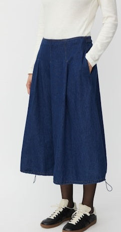 MaStephi Skirt in Dark Denim