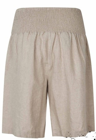 MaPinja Shorts in Natural and Navy