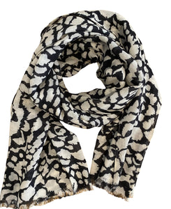 MaAryana Scarf in Black Print