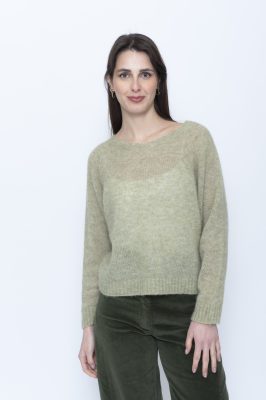 Raglan Sleeve Alpaca Jumper in Sage