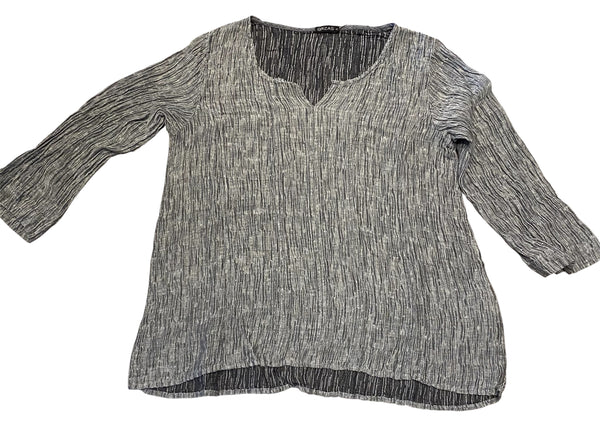 Top in Cherry Red and Silver/Black