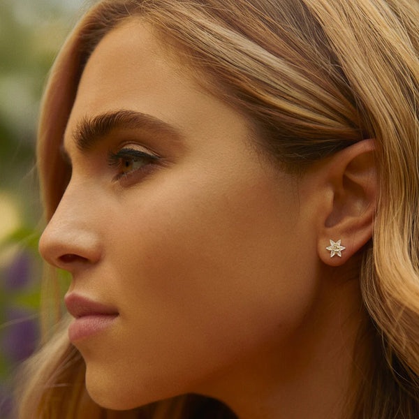 Silver Daffodil Stud Earrings