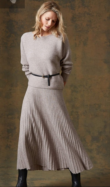 Ribbed Skirt in Taupe
