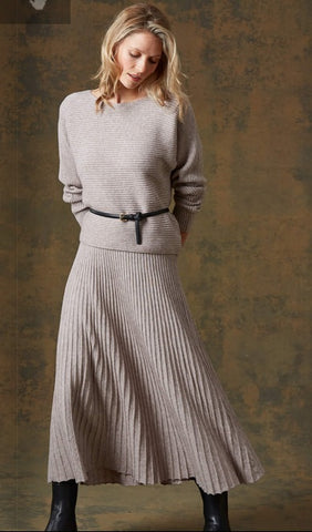 Ribbed Skirt in Taupe