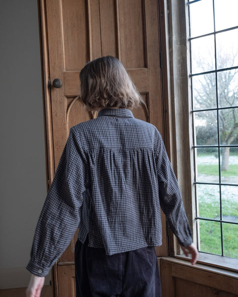 Ada Cropped Shirt in Grey Check